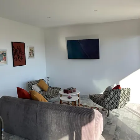 Bienvenue Chez Vous ! *